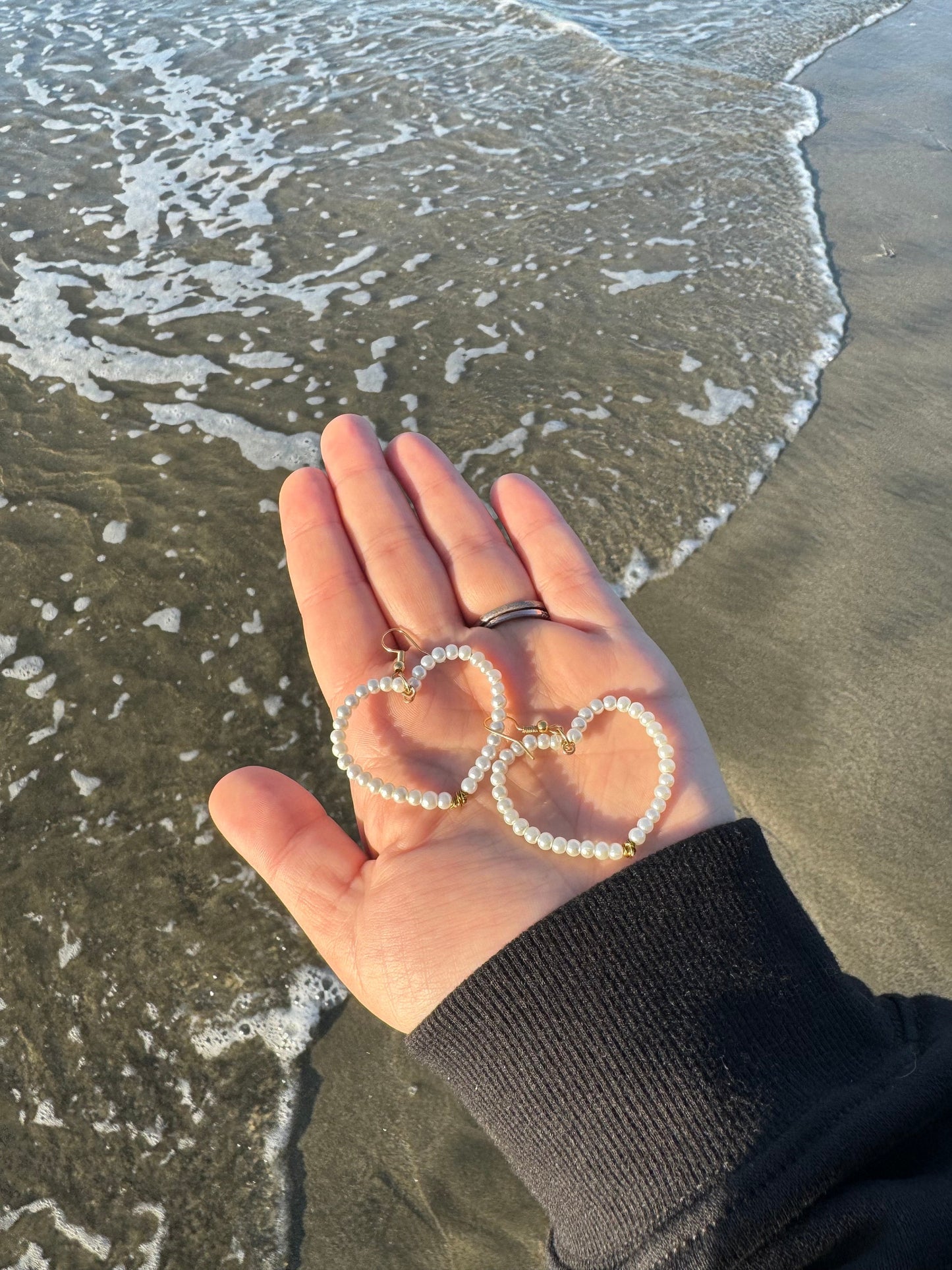 Handmade Pearly Heart-Shaped Wire Hoop Earrings