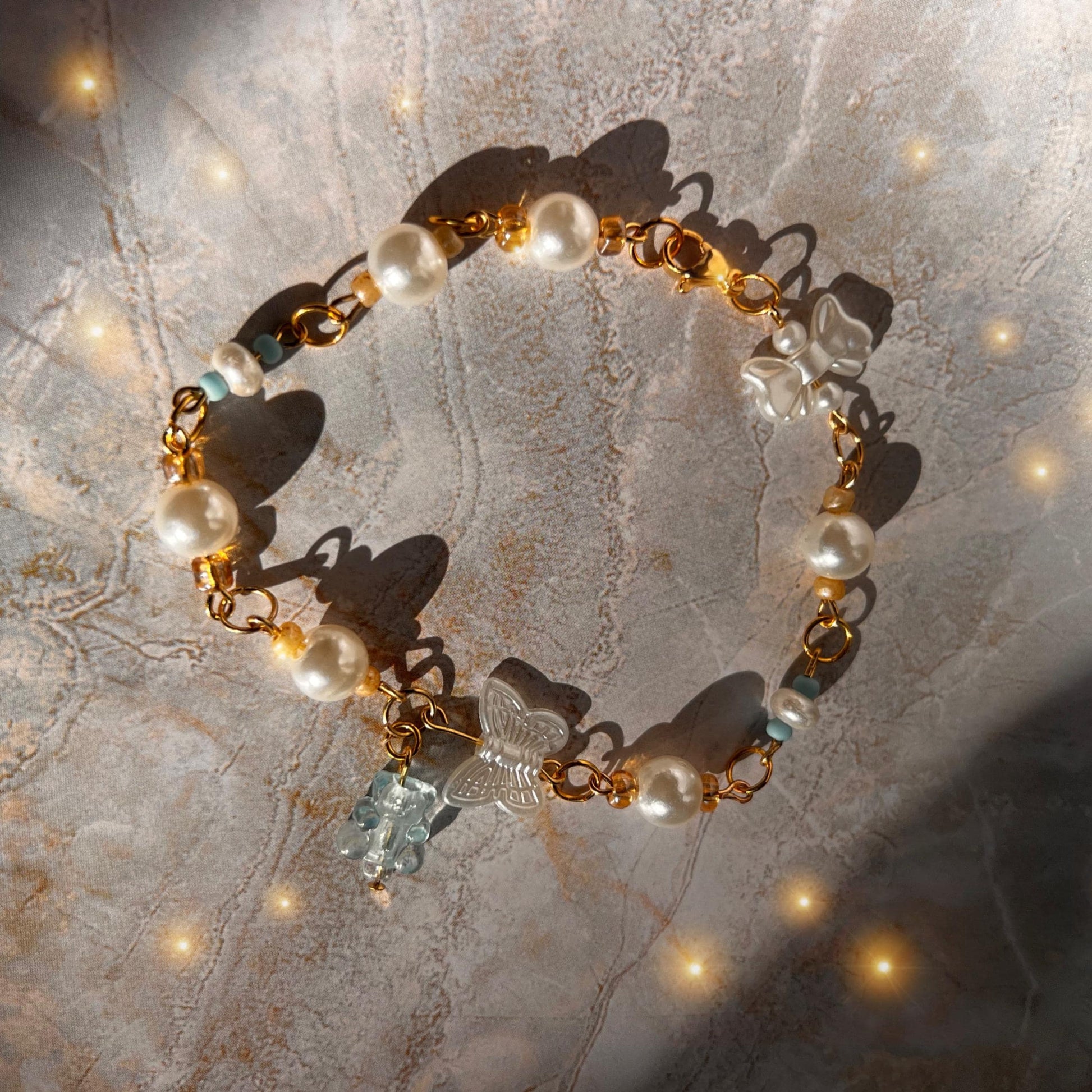 Gummy Bear Pearl Charm Bracelet – Gold-Plated Chain with Faux Pearls and Pastel Blue Beads