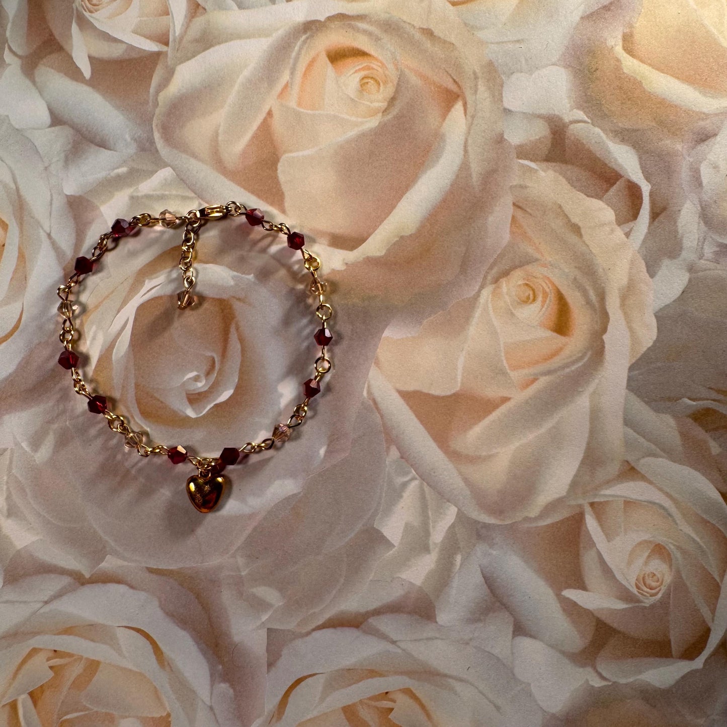Gold Heart Charm Bracelet – Handmade Valentine’s Day Jewelry, Romantic Red & Champagne Crystal Beaded Chain, Adjustable Gift for Her