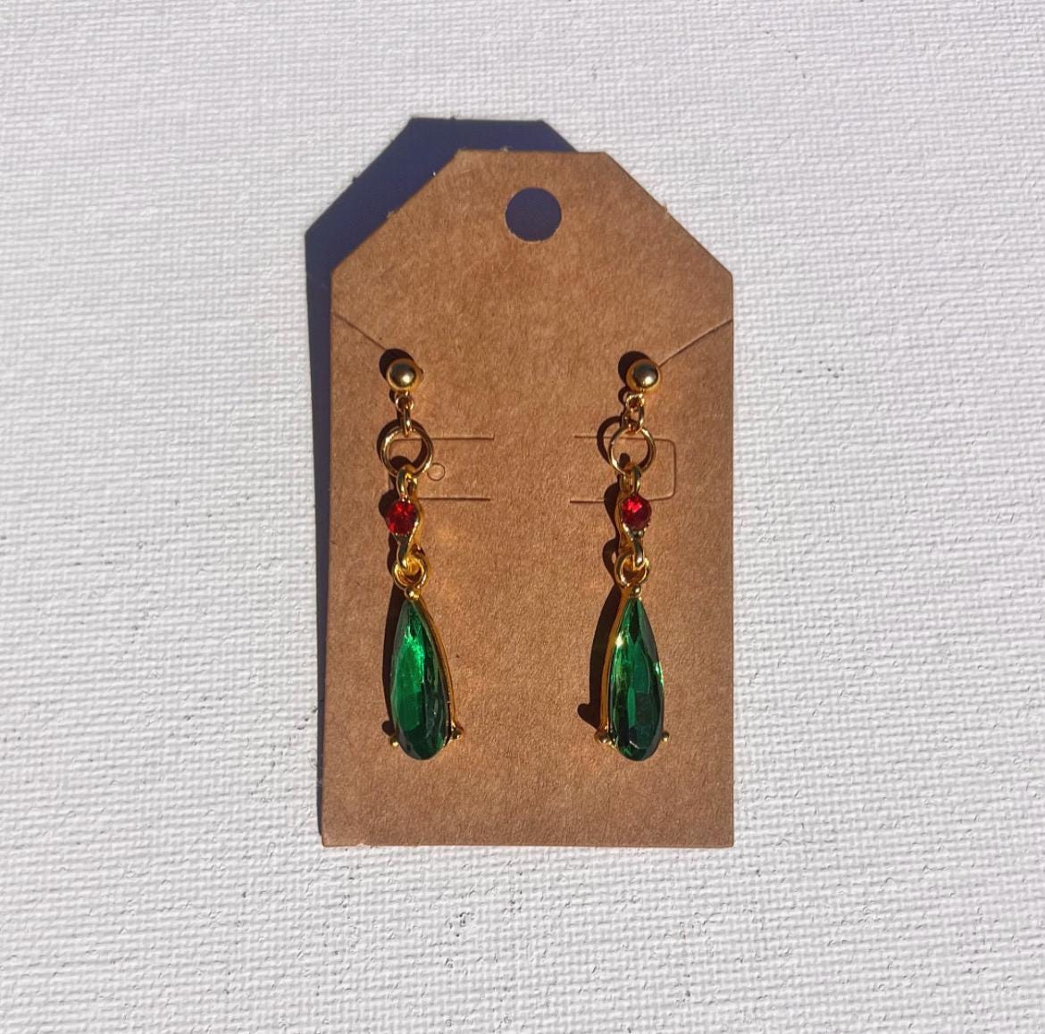 Howl-Inspired Gold-Plated Green Crystal Drop Earrings – Howl’s Moving Castle Jewelry