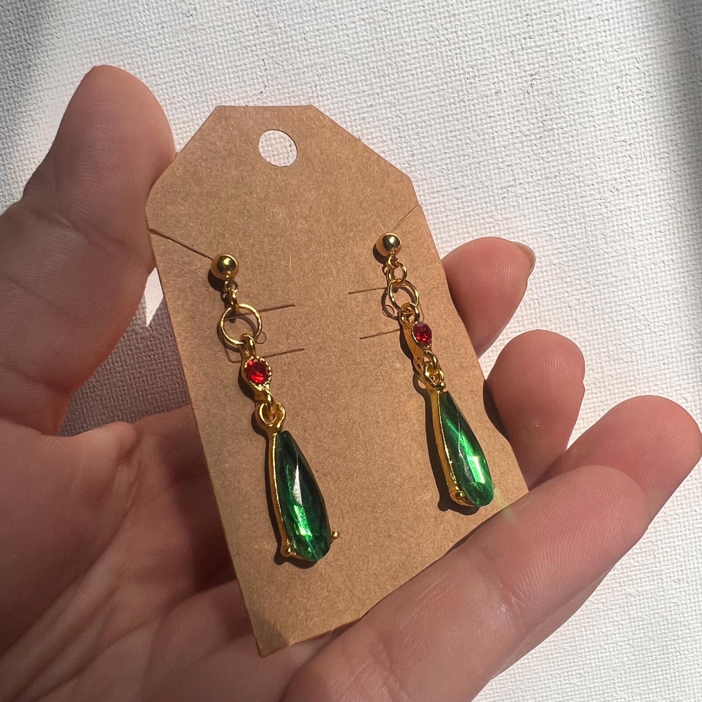 Howl-Inspired Gold-Plated Green Crystal Drop Earrings – Howl’s Moving Castle Jewelry