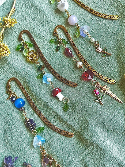 Botanical Cottagecore Bookmark, Whimsical Book Lover Gift